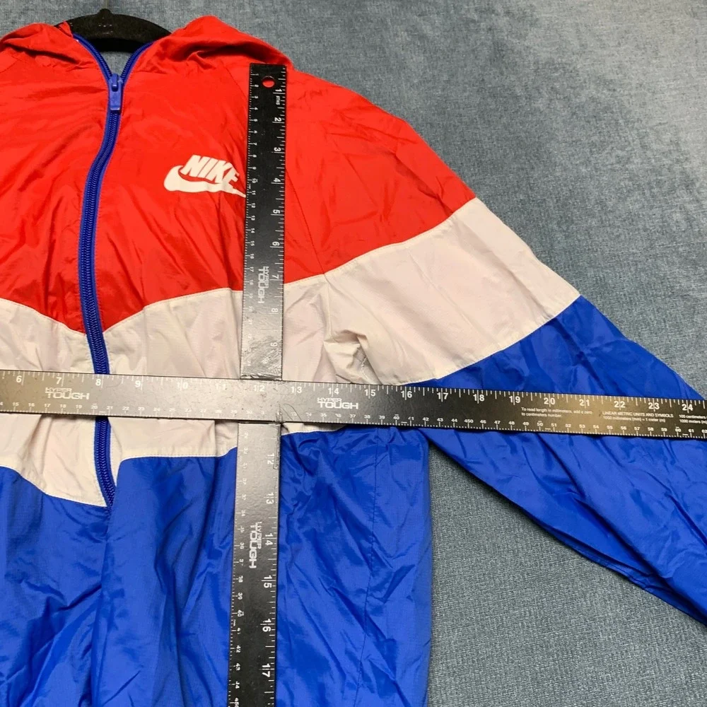 Nike sportswear windbreaker
